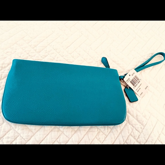Coach Large Leather Wristlet in Turquoise - Picture 6 of 8